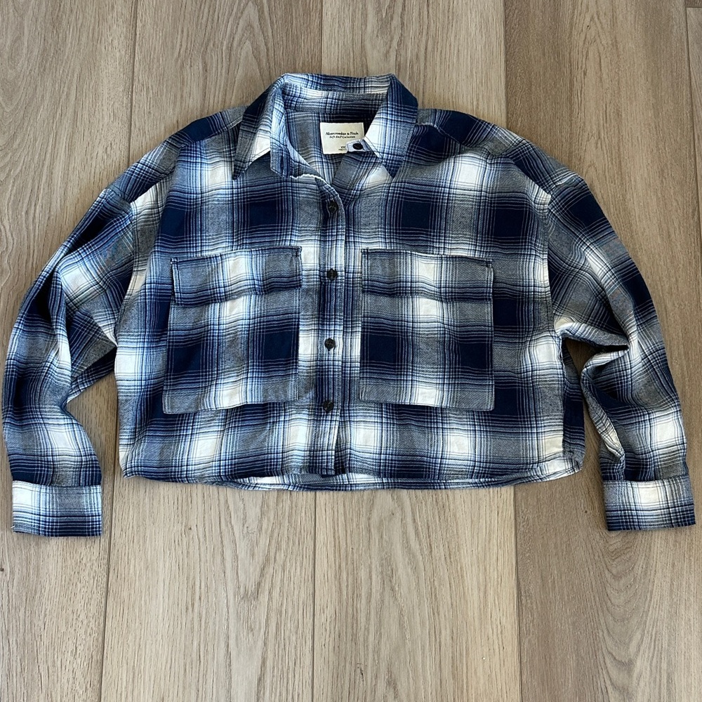 Abercrombie & Fitch Soft Blue Plaid Cropped Flannel